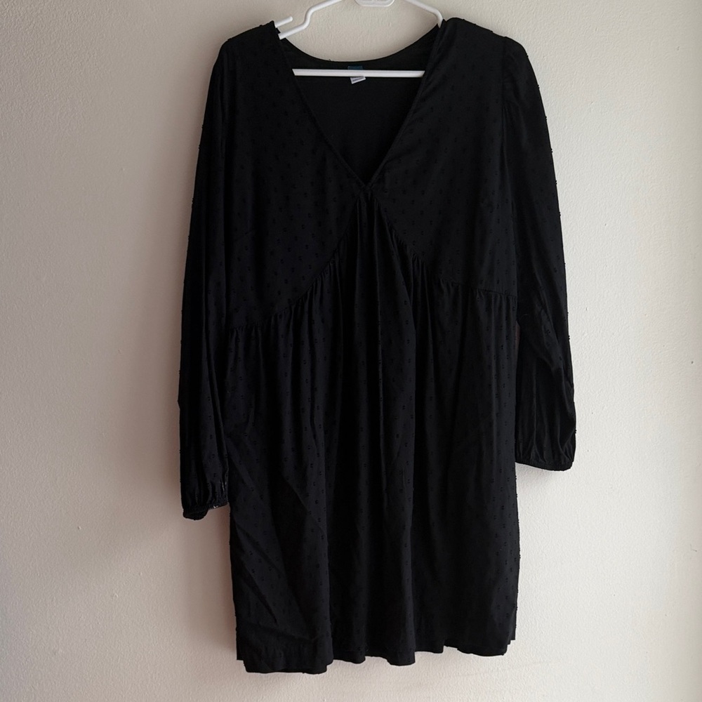 Old Navy Black Pin Dot Long Sleeve Dress